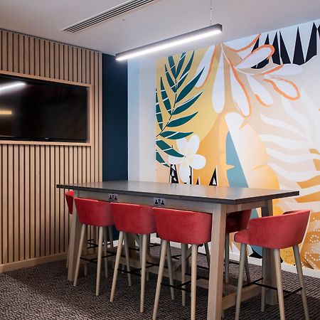 Holiday Inn London-Shepperton By Ihg Exteriör bild