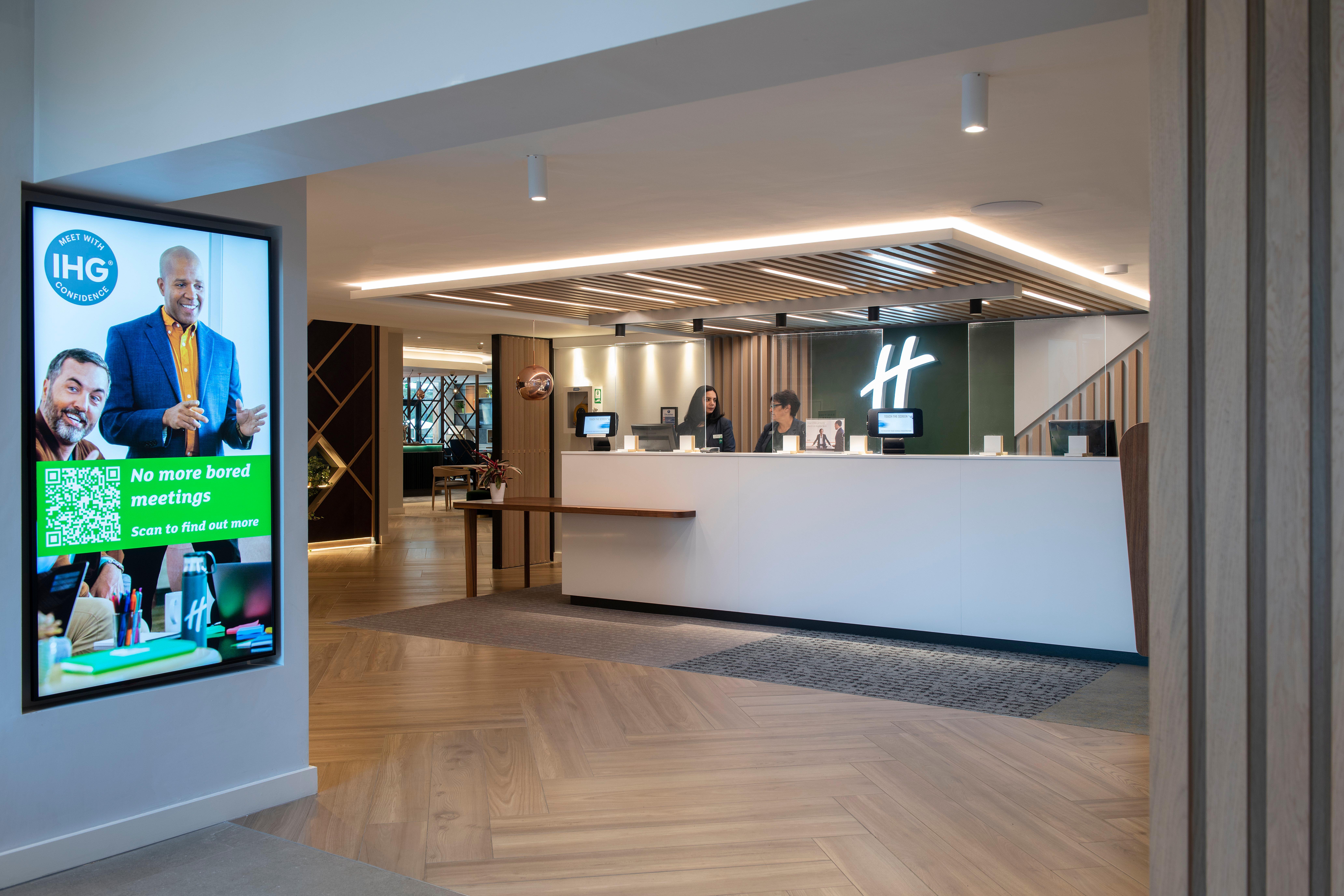 Holiday Inn London-Shepperton By Ihg Exteriör bild