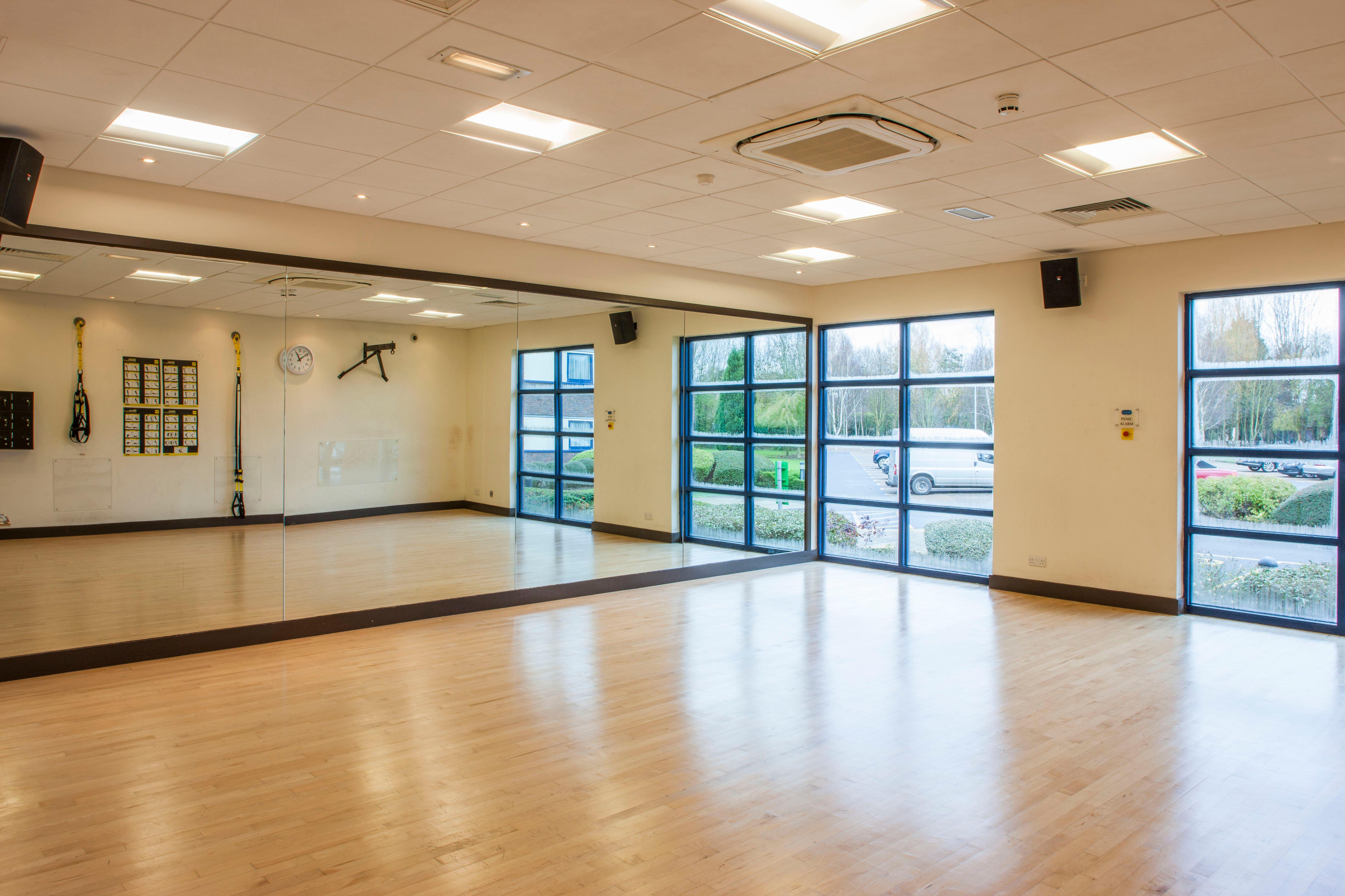 Holiday Inn London-Shepperton By Ihg Exteriör bild