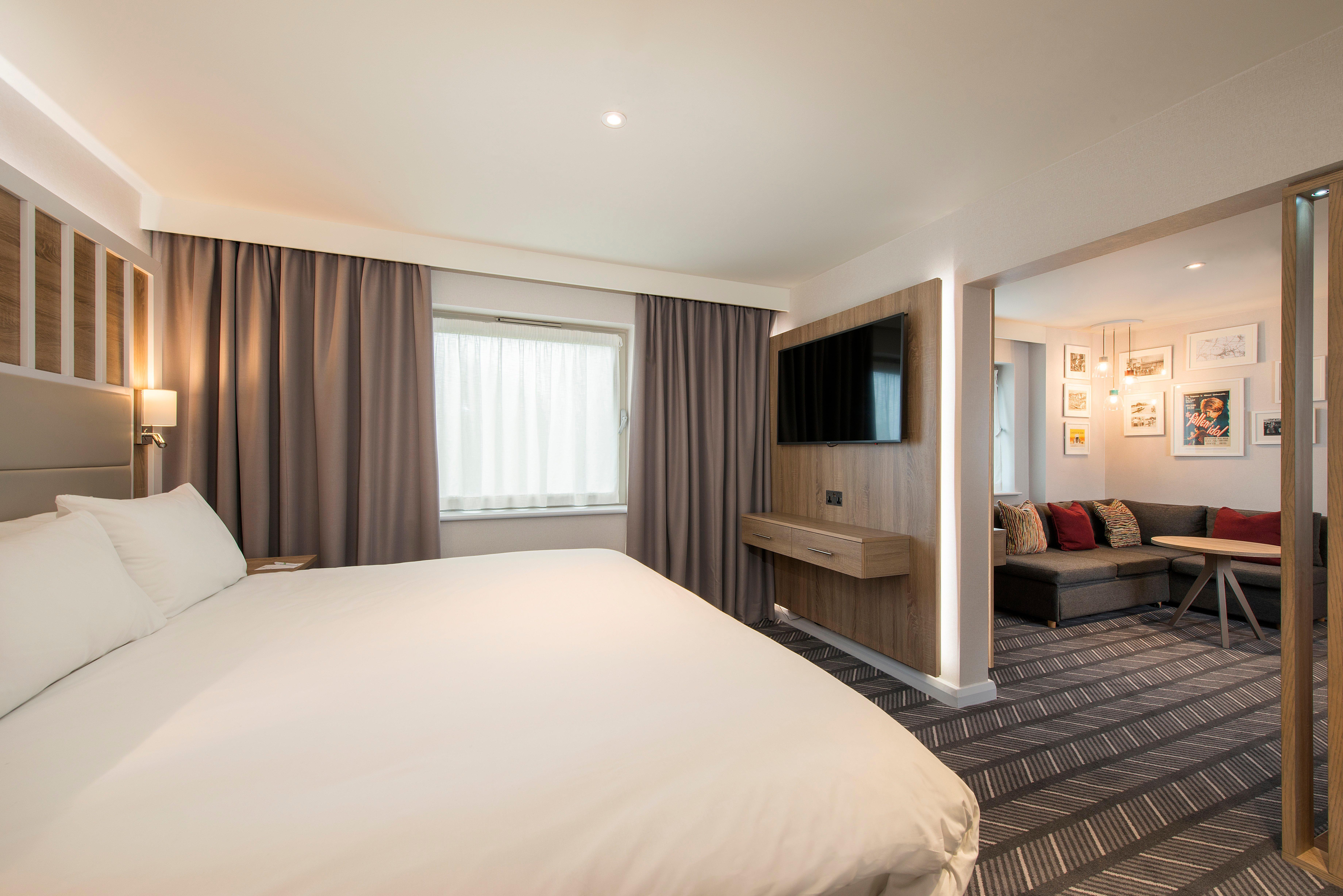 Holiday Inn London-Shepperton By Ihg Exteriör bild