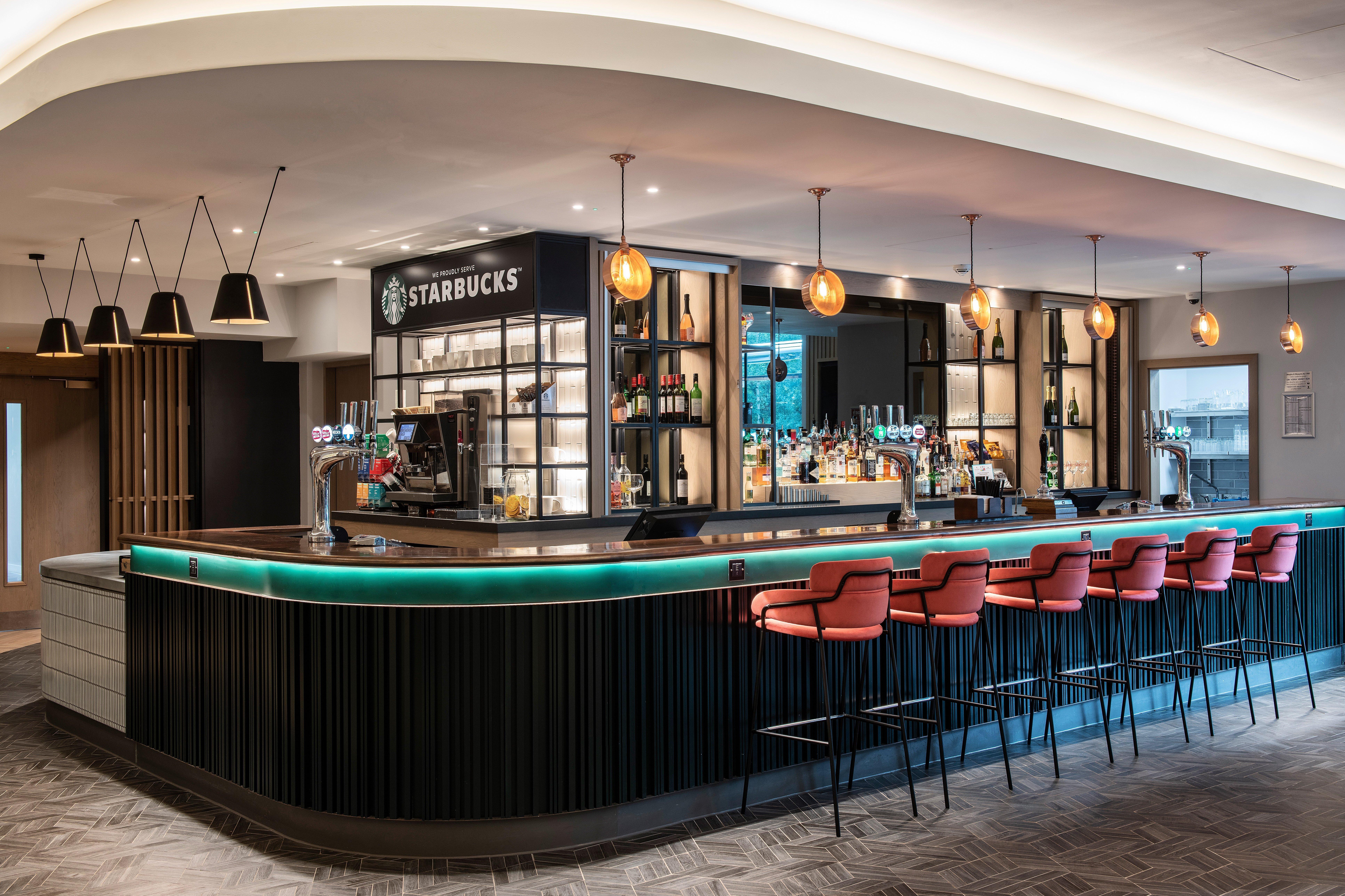 Holiday Inn London-Shepperton By Ihg Exteriör bild