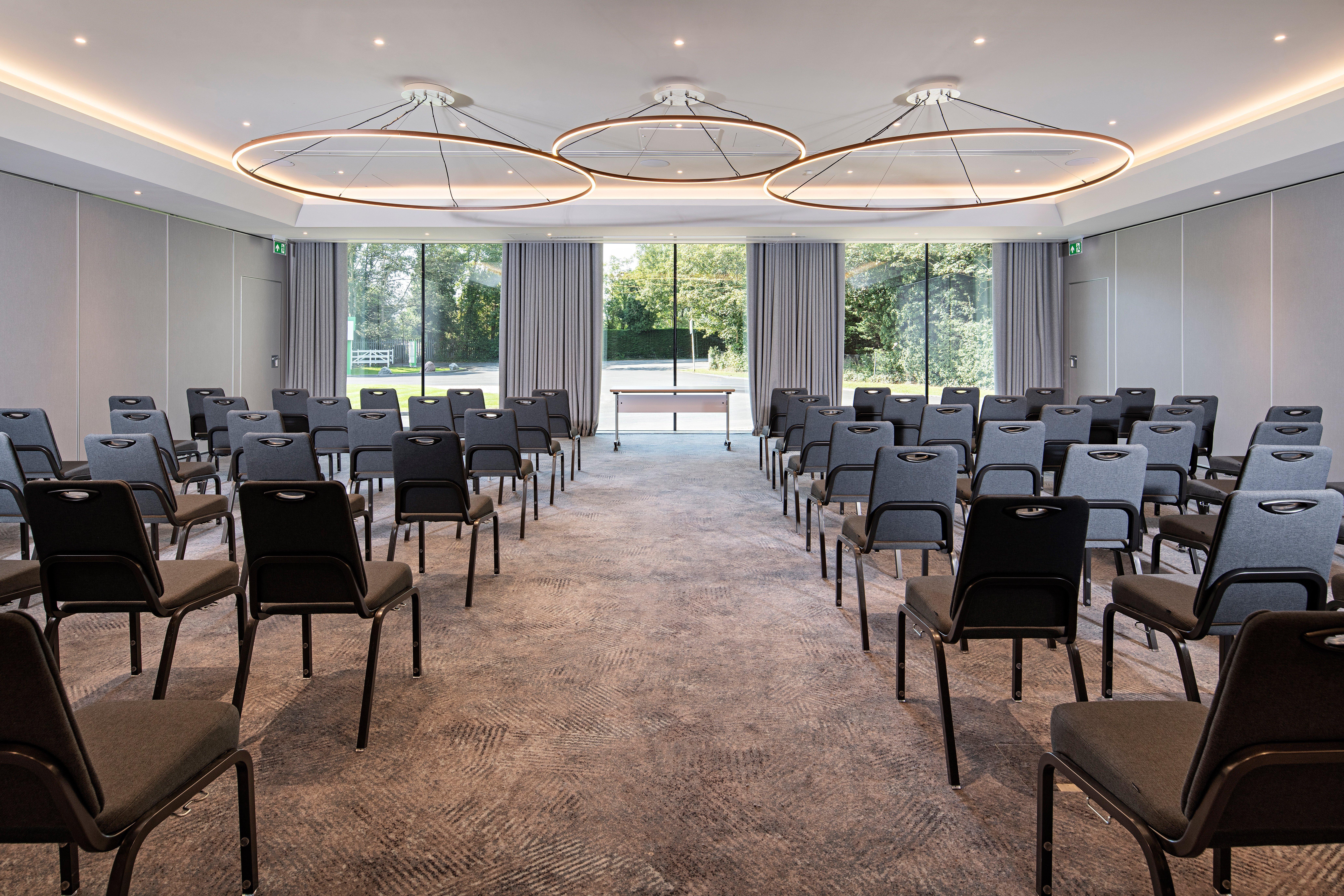 Holiday Inn London-Shepperton By Ihg Exteriör bild
